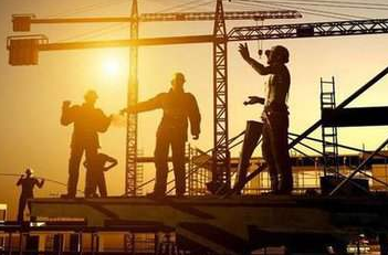 建筑劳务资质延期该如何办理呢？